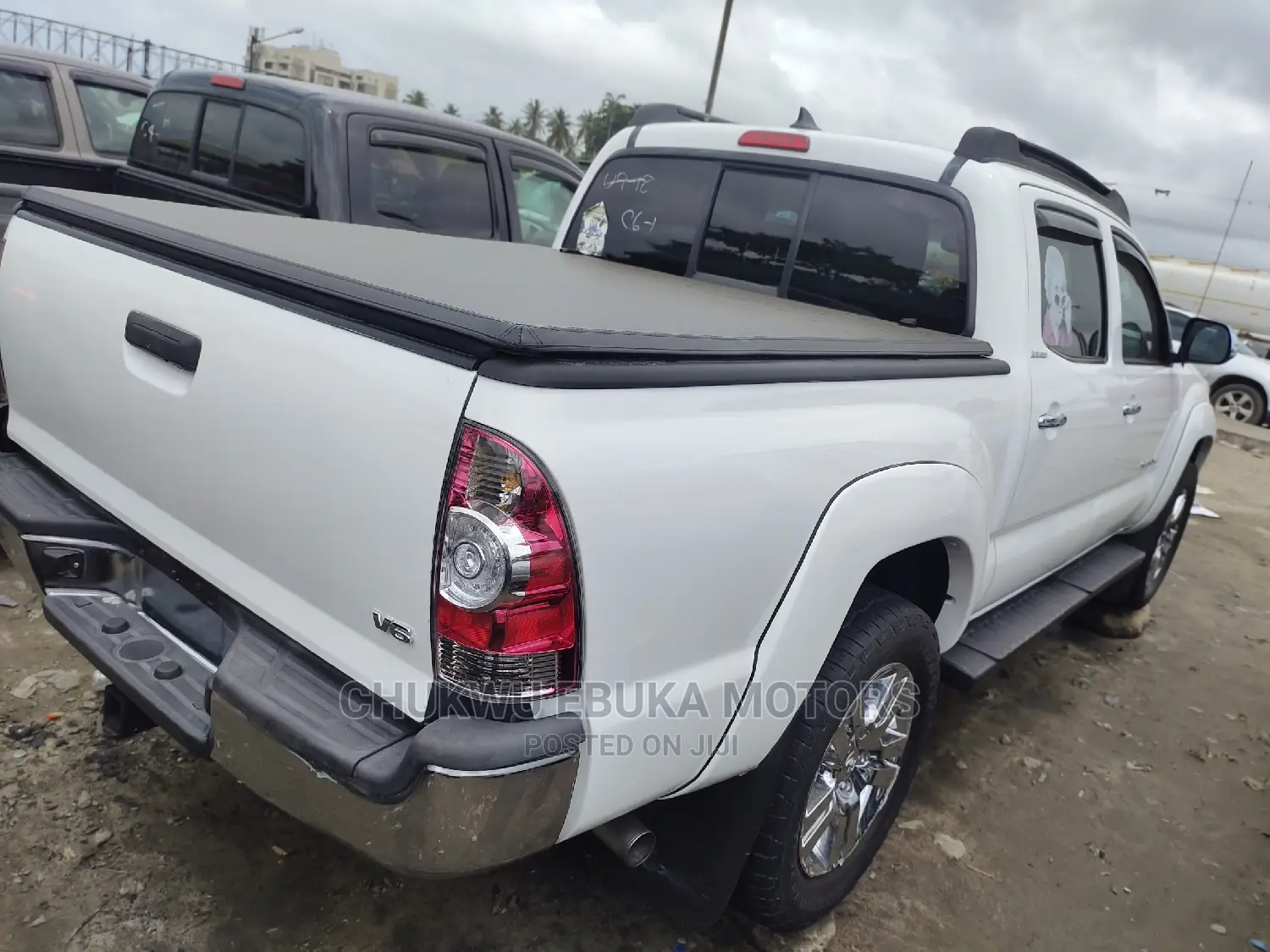 Toyota Tacoma 2015 White