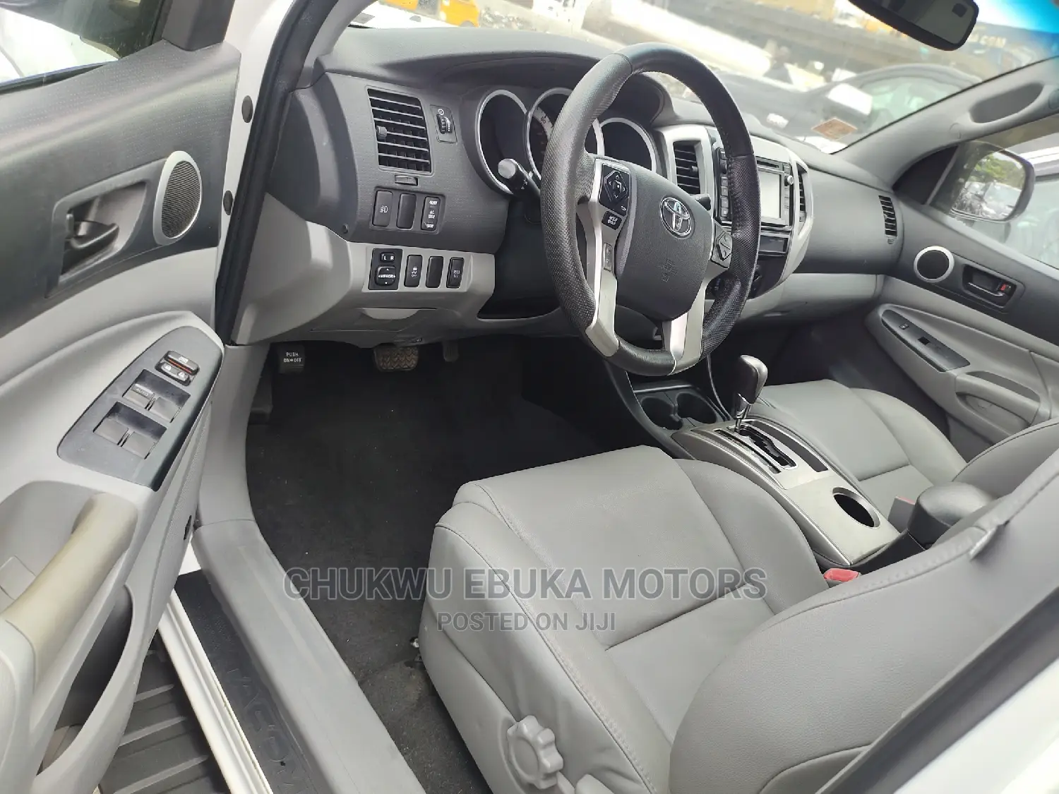 Toyota Tacoma 2015 White