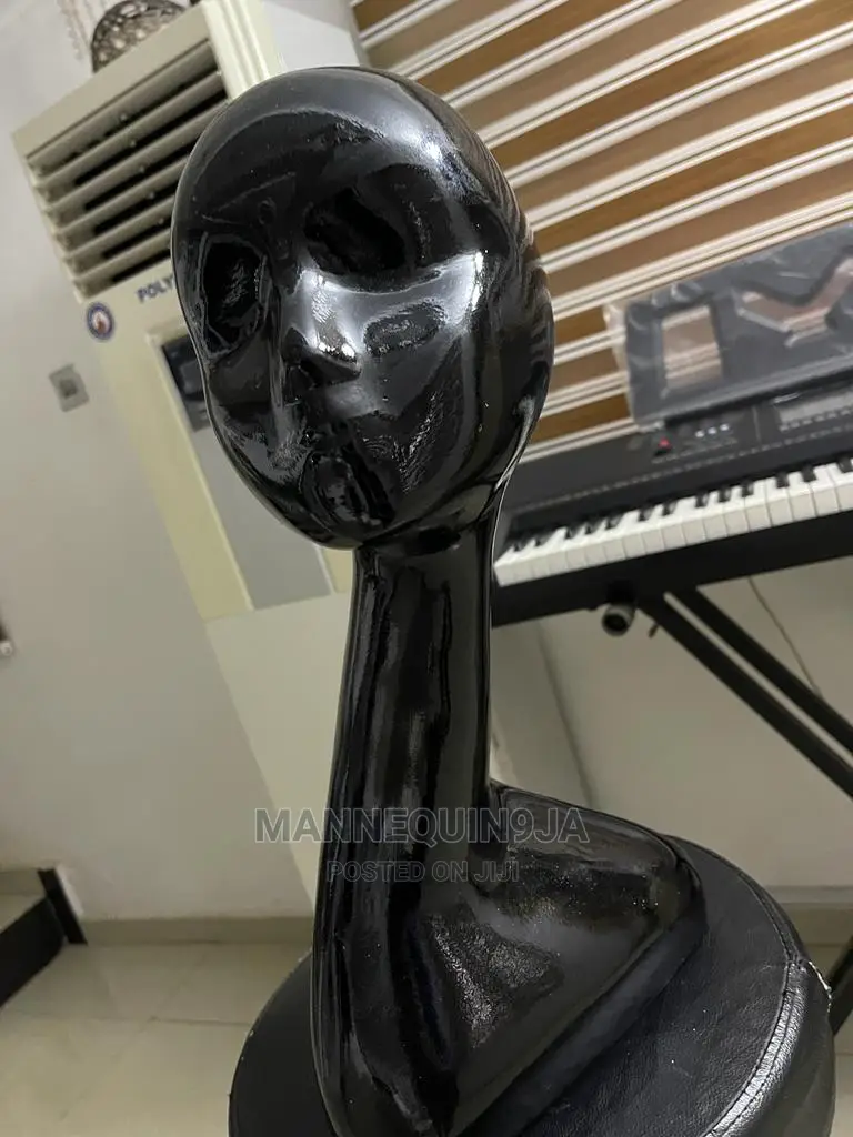Fiber Glossy Mannequin Head