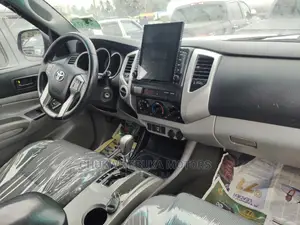 Toyota Tacoma Double Cab V6 Automatic 2012 Silver