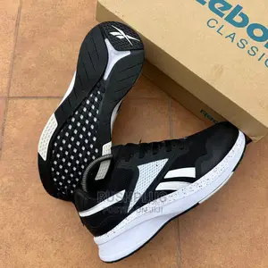 Reebok Fusi Run Lite “Black/White”Sneakers