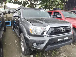 Toyota Tacoma 2013 Gray