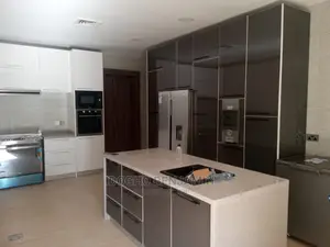 Kitchen Cabinets With Island High Gloss Finish