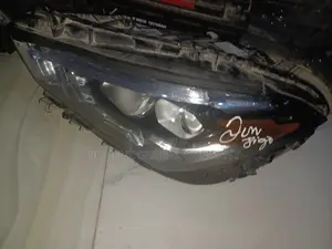 Headlamp CLA 2022 Original