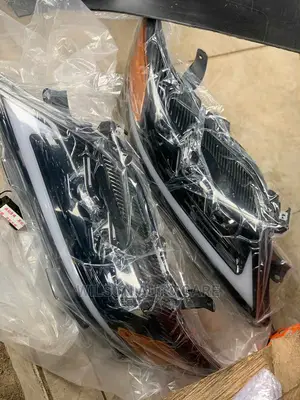 Headlamp Camry 3 Touch 2010