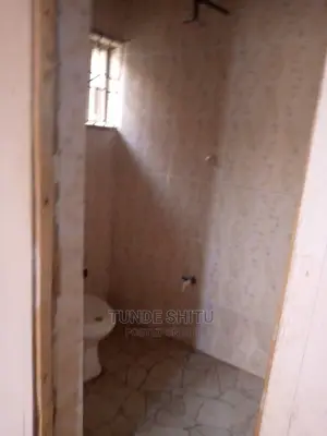 Furnished 1bdrm Apartment in Awobo Estate, Igbogbo for rent