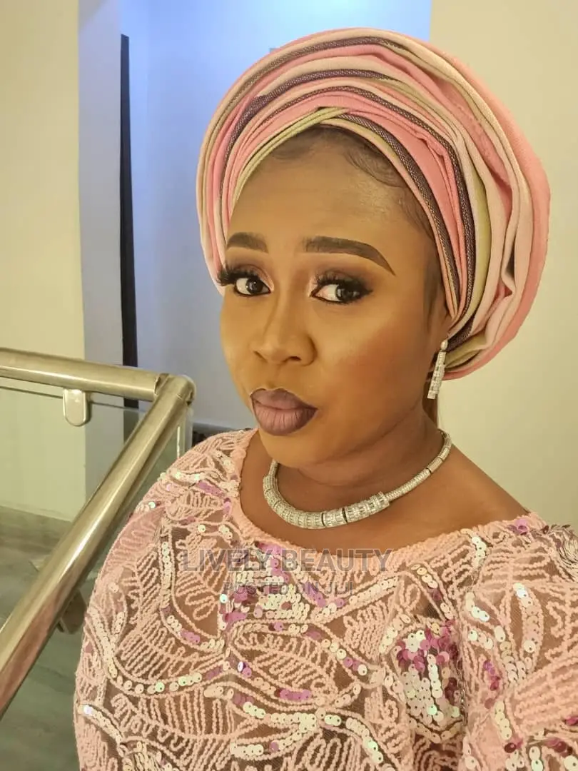 Professional Makeup Artist and Gele.