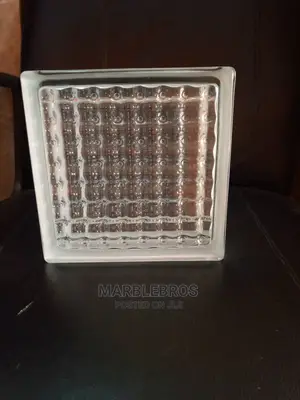 MB9. Quality Glassblock Design.