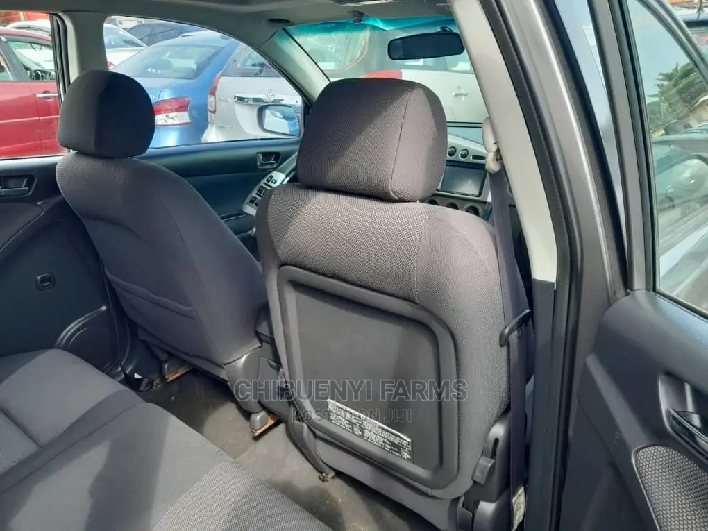 Toyota Matrix 2005 Silver