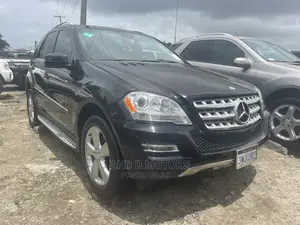 Mercedes-Benz M Class 2011 Black