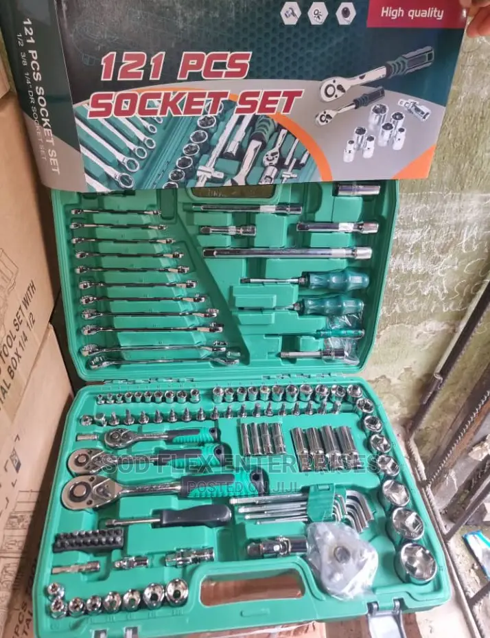 121 PCS Socket Kit
