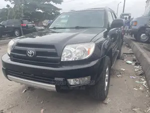 Toyota 4-Runner Limited V6 4x4 2005 Black