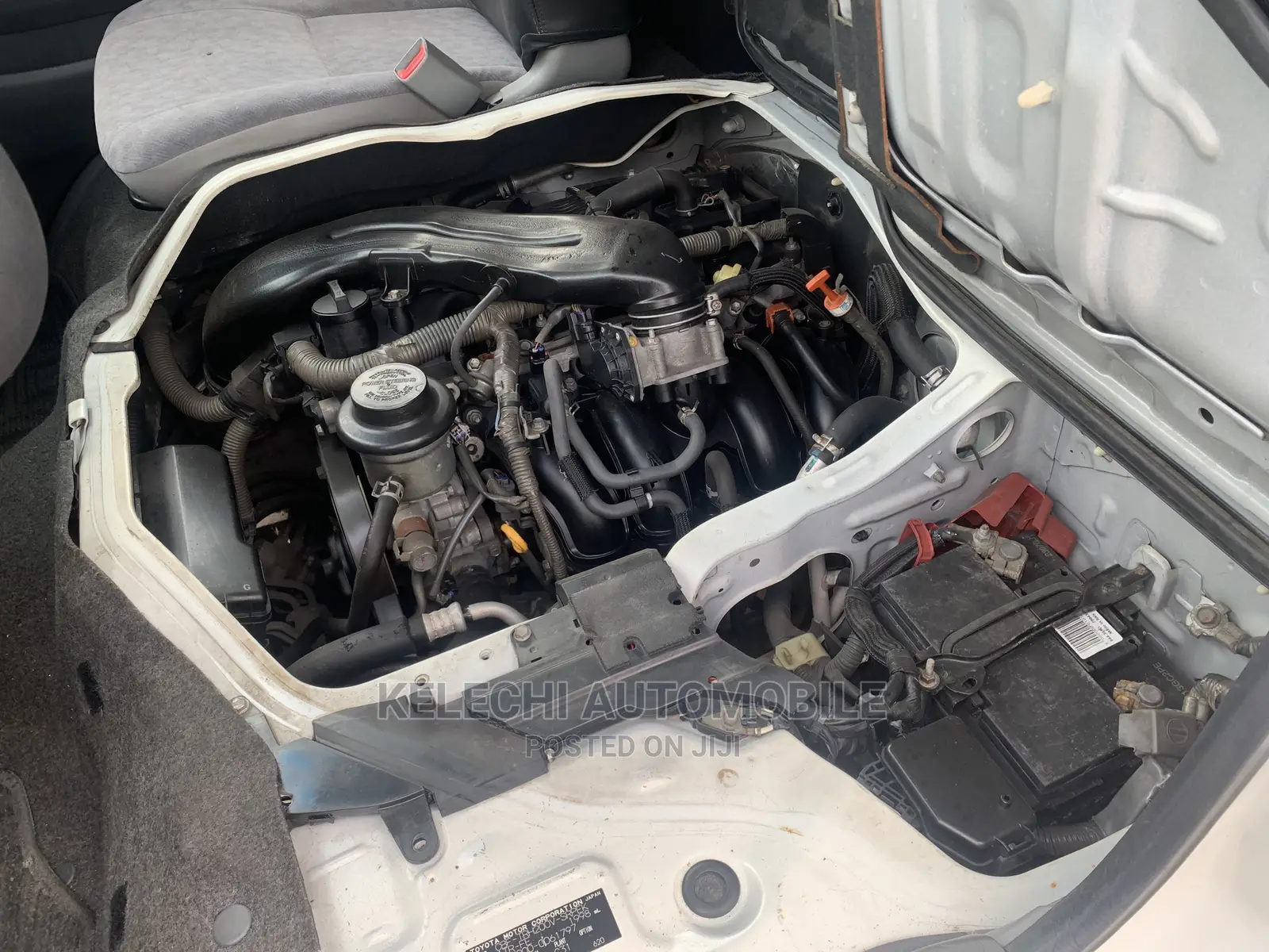 Toyota HiAce 2010 White