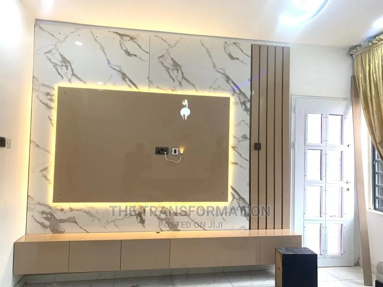 Luxurious Tv Console