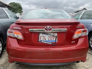 Toyota Camry 2011 Red