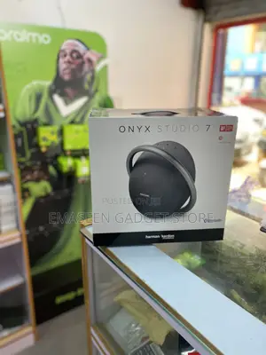 Onyx Studio 7