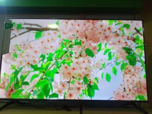 Syinix 43"UHD Smart TV