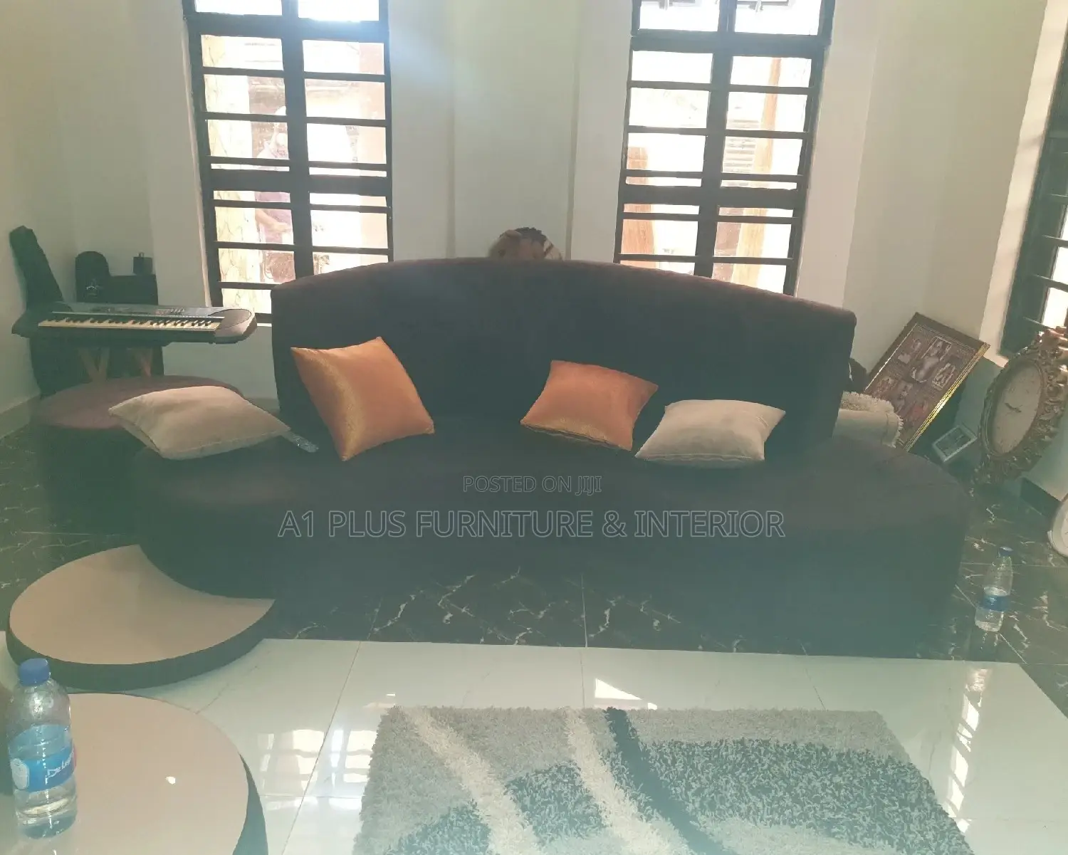 4-3 Curvy Sofa in Fabric Finish + Center Table Side Stool