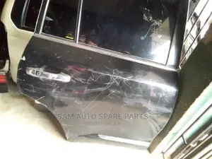 Lexus Lx570 Empty Door Back Right 2015 Model