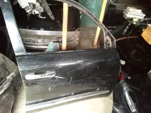 Lexus LX570 Empty Door Front Right 2015 Model