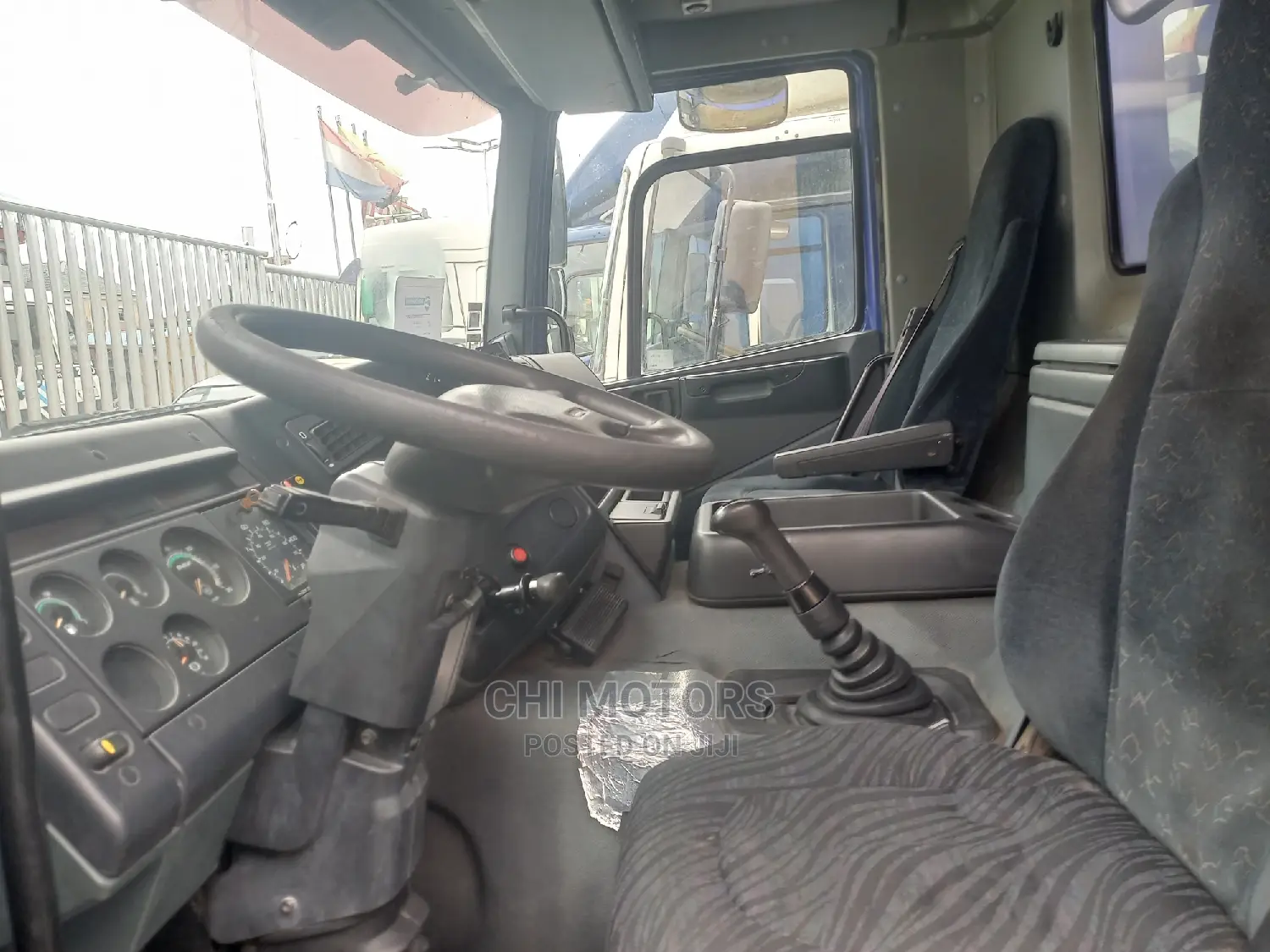 Daf Cf 75 Container Body Blue