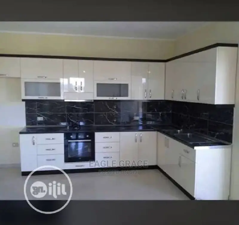 Exquisite Kitchen Cabinets