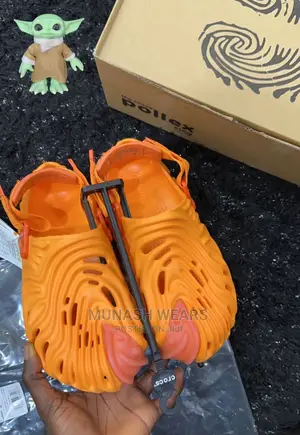 Crocs Classic Slip