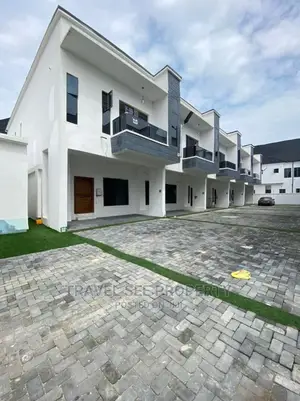 Furnished 4bdrm Duplex in Private Estate Ikota for sale