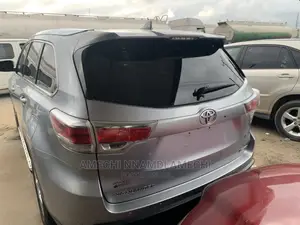 Toyota Highlander 2015 Silver