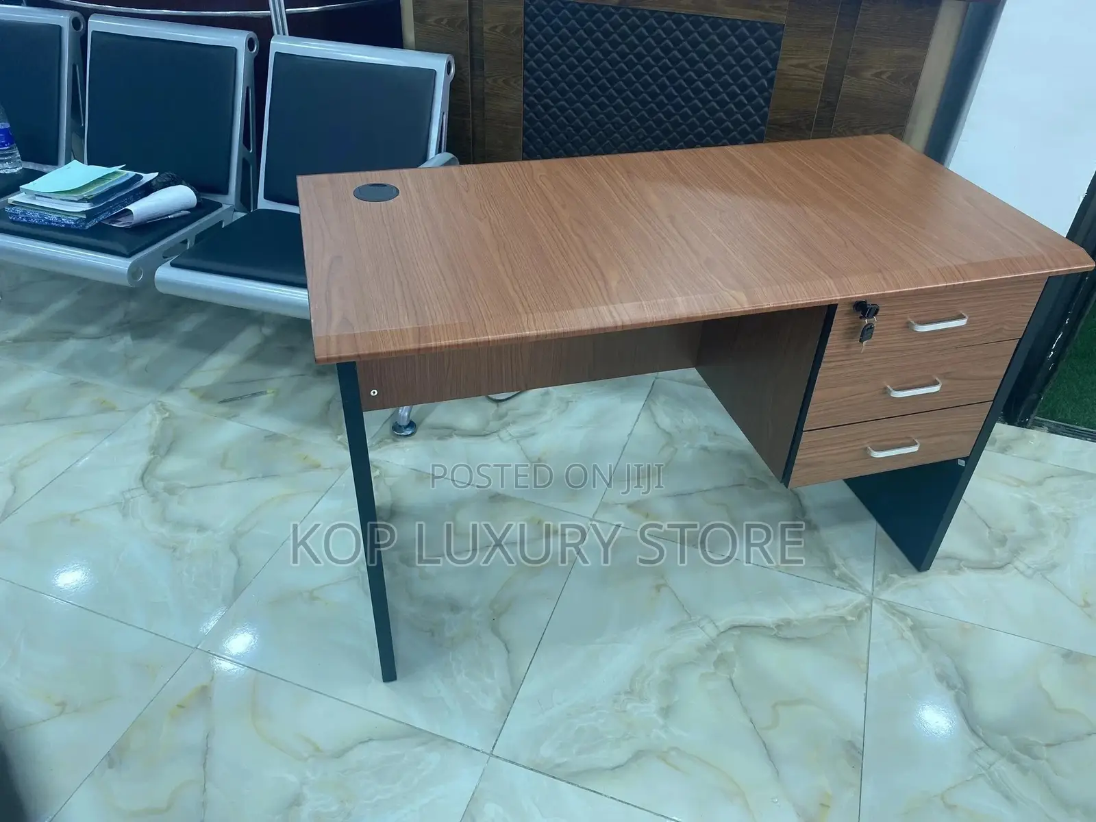 Secretary Office Table