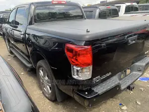 Toyota Tundra CrewMax 4x4 Limited 2010 Black