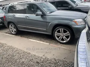 Mercedes-Benz GLK-Class 350 4MATIC 2012 Gray