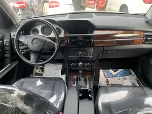 Mercedes-Benz GLK-Class 350 4MATIC 2012 Gray