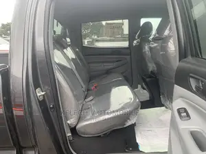 Toyota Tacoma 2012 Gray