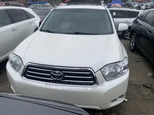 Toyota Highlander Limited 2010 White
