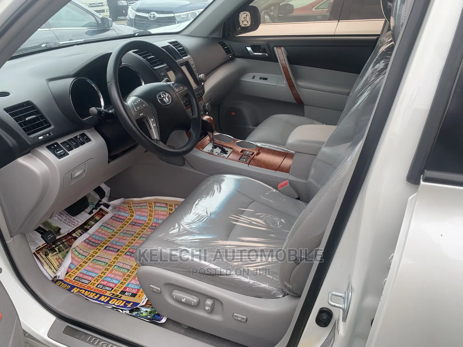 Toyota Highlander Limited 2010 White