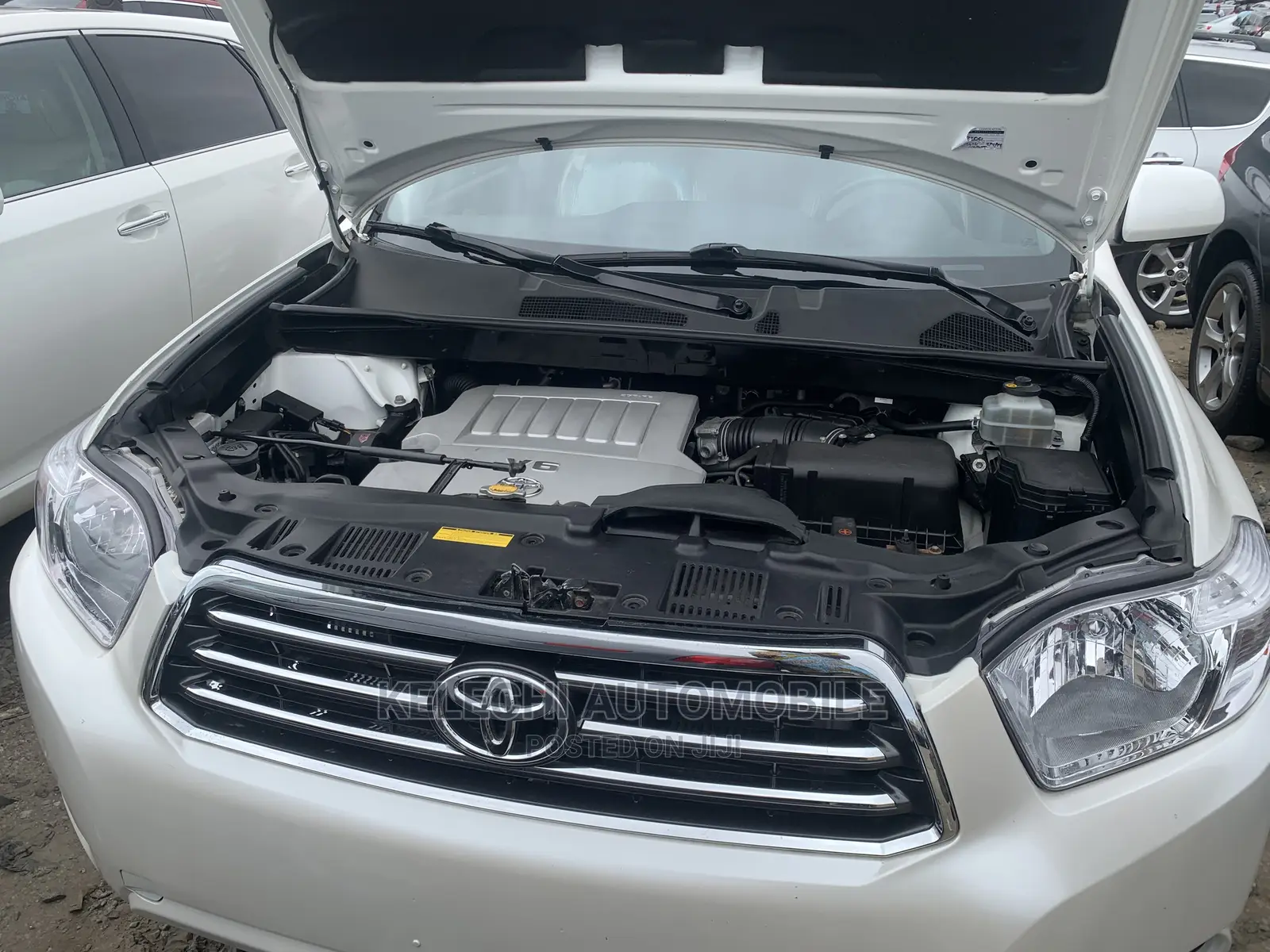 Toyota Highlander Limited 2010 White