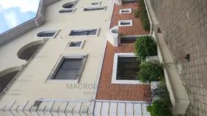 4bdrm Duplex in Adeniyi Jones Ikeja for rent