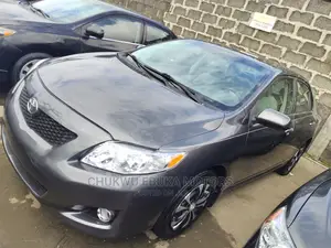 Toyota Corolla 2010 Gray