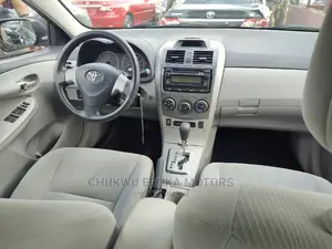 Toyota Corolla 2012 Gray