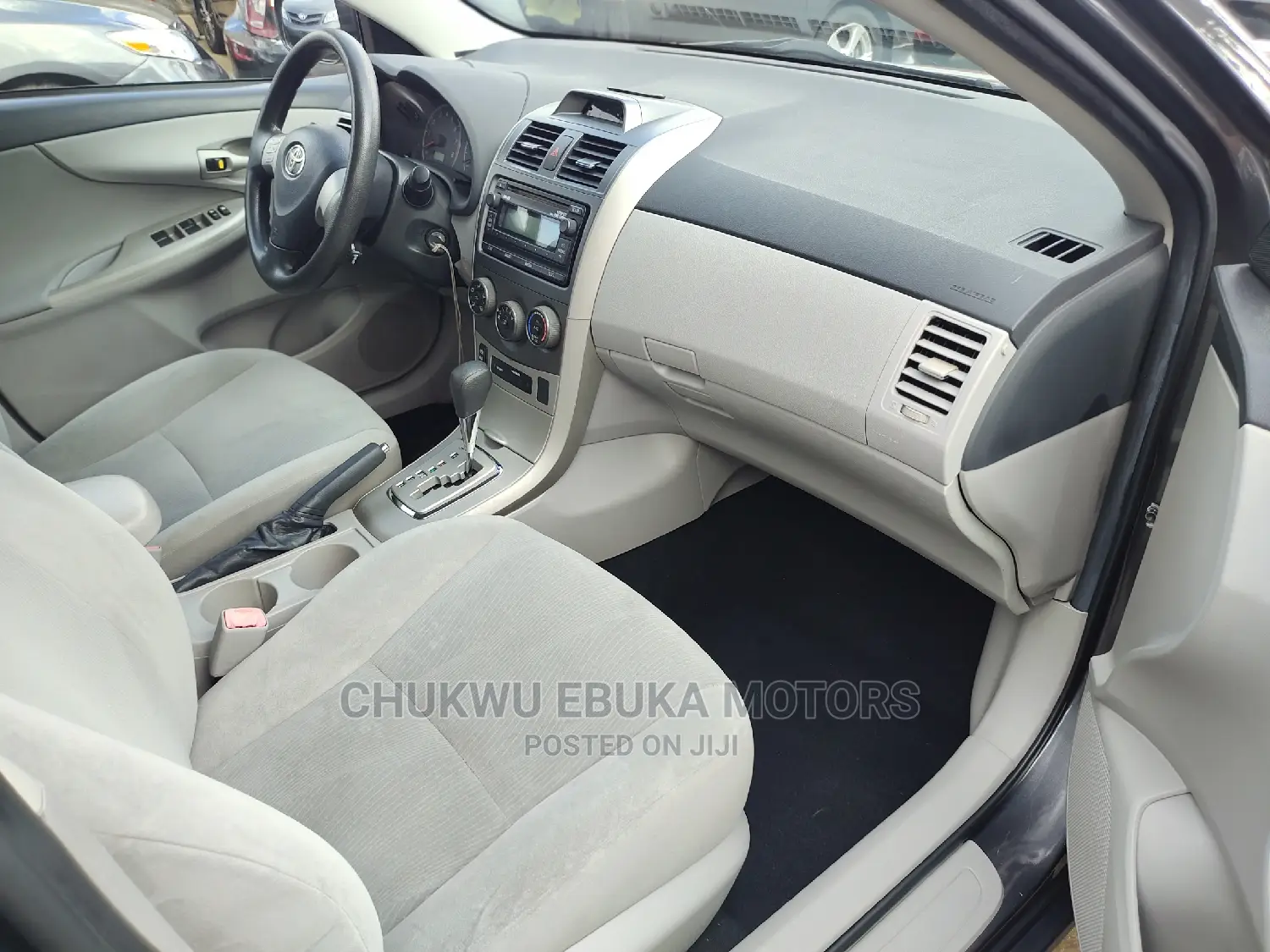 Toyota Corolla 2012 Gray
