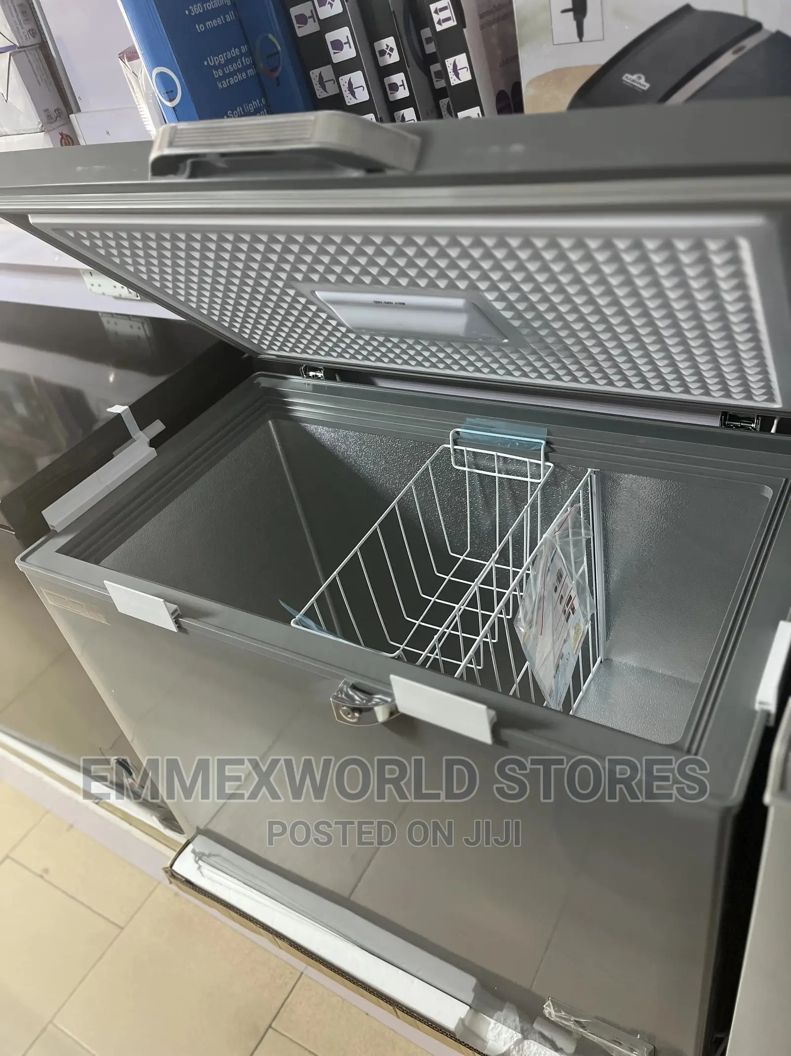 Scanfrost Chest Freezer 200L