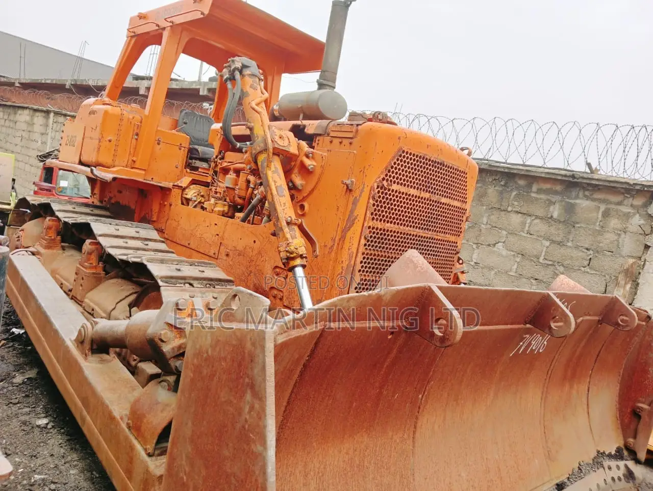 Bulldozer Machine