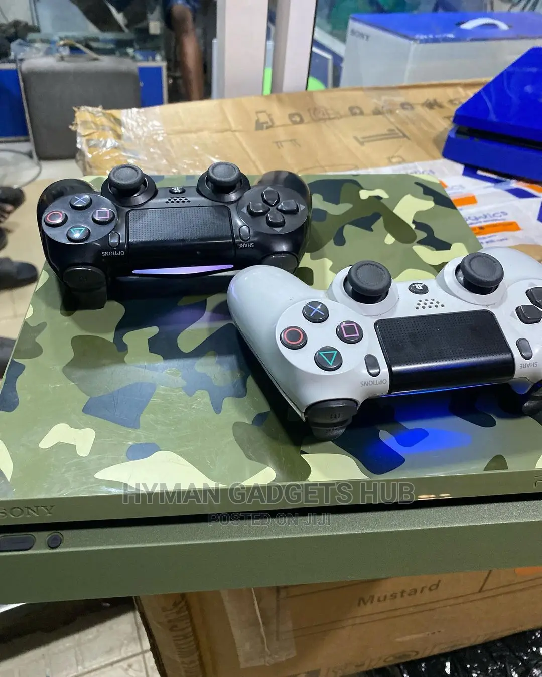 Play Station 4 With Complete Accessories