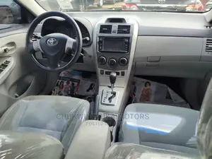 Toyota Corolla 2012 Black