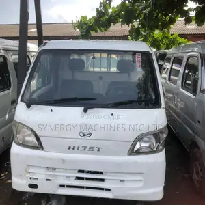 Latest Hijet Truck With Burglary Extension