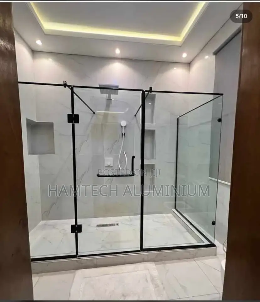 10mm Thick Tempered Shower Cubicle Bathroom