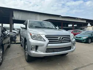Lexus LX 570 AWD 2013 Silver
