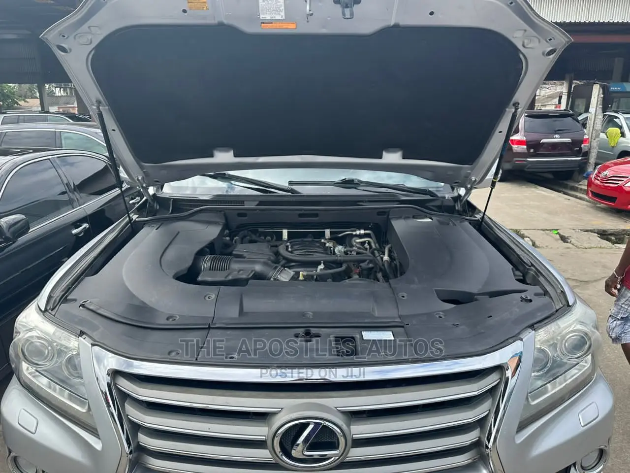 Lexus LX 570 AWD 2013 Silver