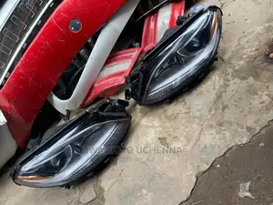 Headlamp GLE350 2018